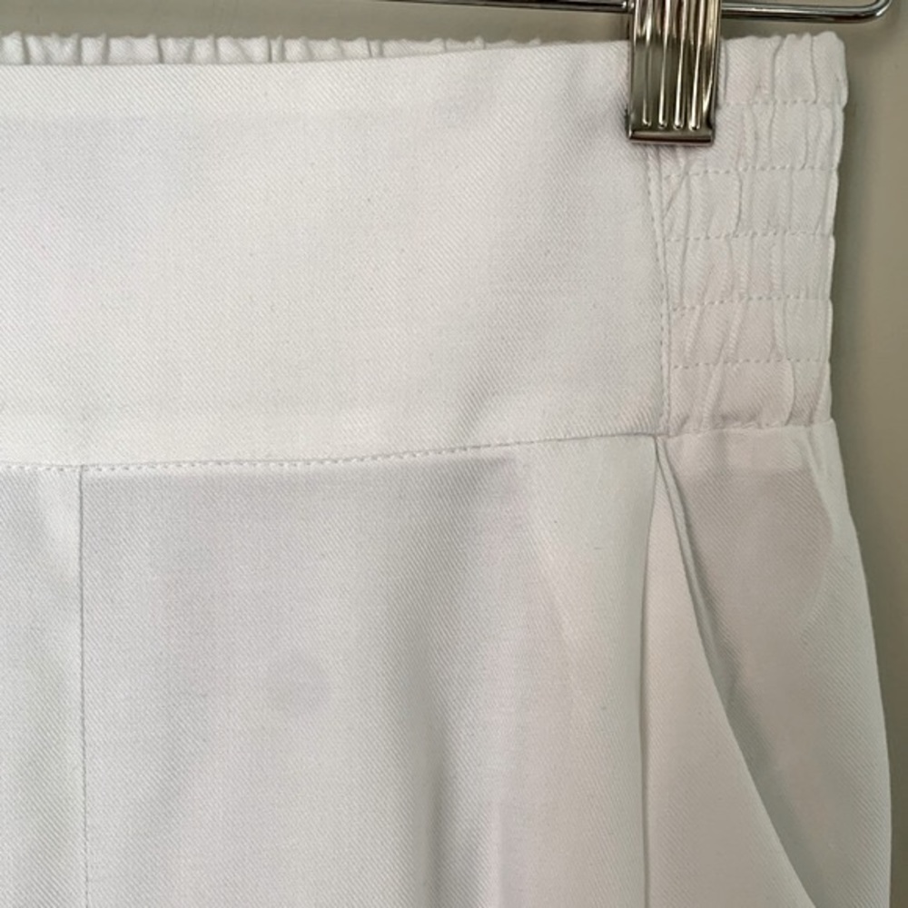Aritzia Talula size XXS short NWT - Picture 3 of 9